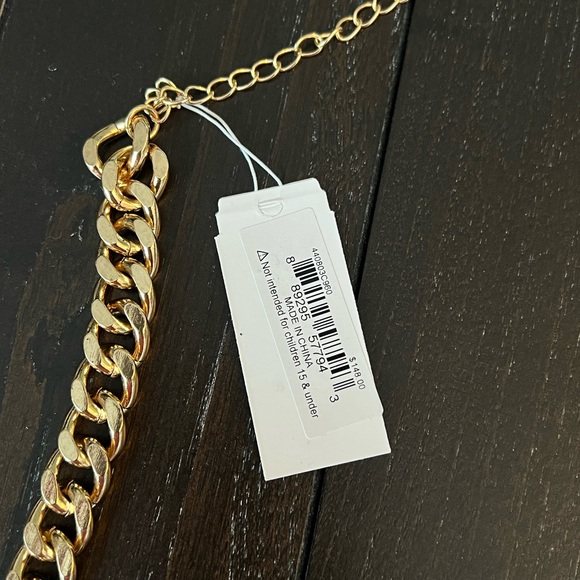 Betsey Johnson Necklace - Picture 10 of 10